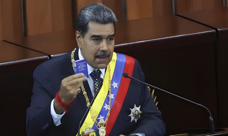 Pinta Presiden Venezuela ke AS: No Crazy War, Please!